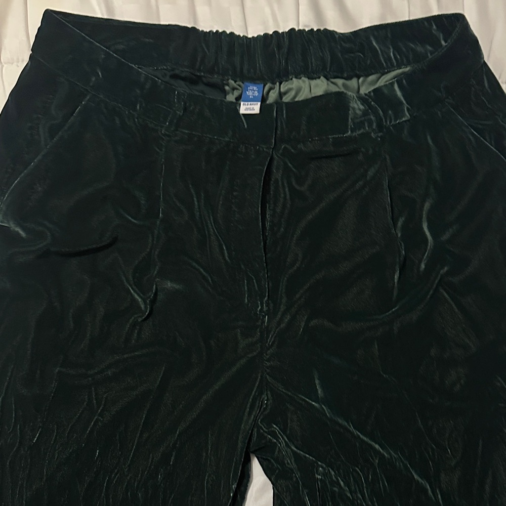 Old Navy Women's Dark Green Velvet Pants